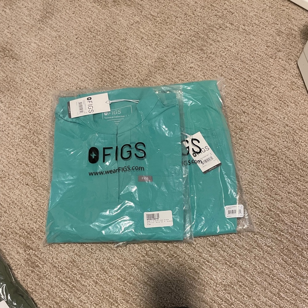 Figs Scrubs Maternity Surgical Green Set - NWT